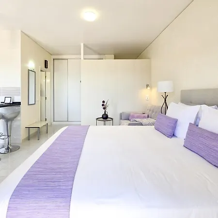 Sea View Lavender 公寓